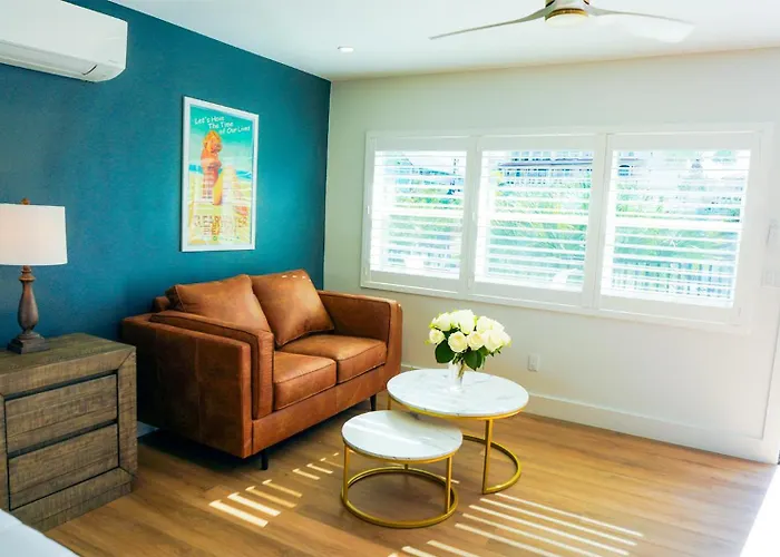 Motel Ivory Sands Beach Suites