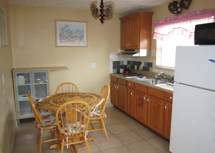 Ivory Sands Beach Suites Motel Clearwater Beach