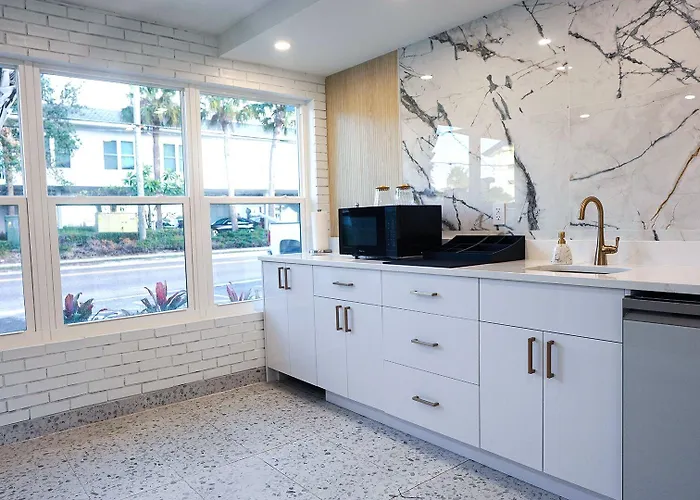 Ivory Sands Beach Suites Motel Clearwater Beach