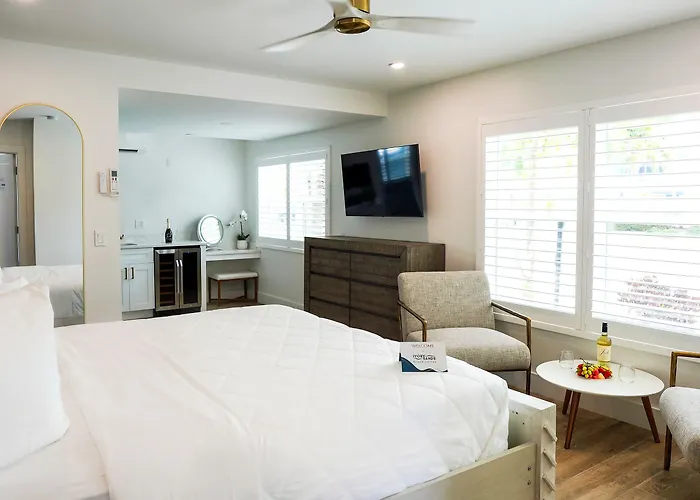 Ivory Sands Beach Suites Motel