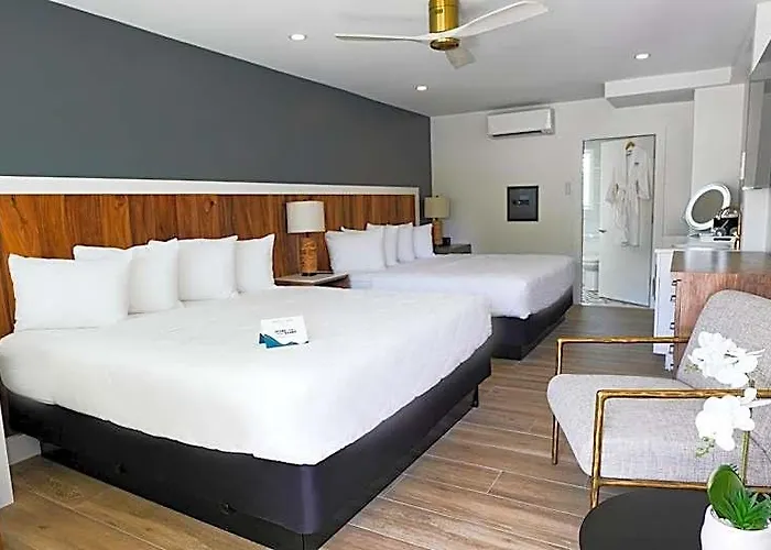 Ivory Sands Beach Suites Motel